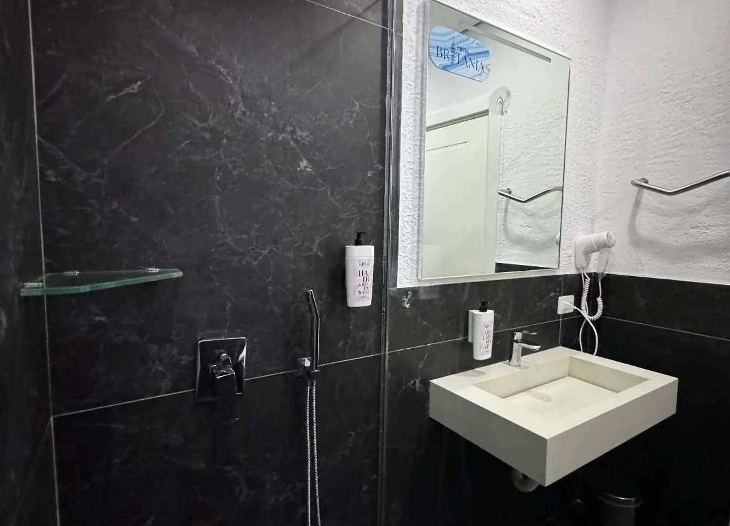 Hotel Britania Vlorë 4*,  Albania