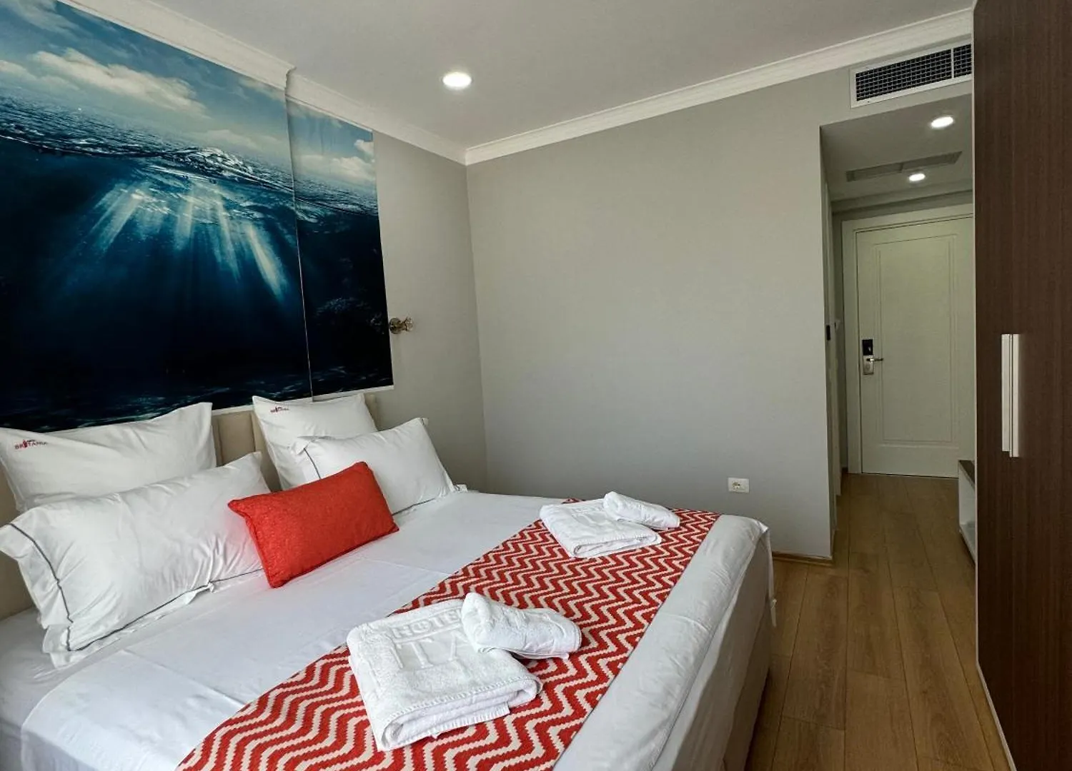 Hotel Britania Vlorë 4*,  Albania