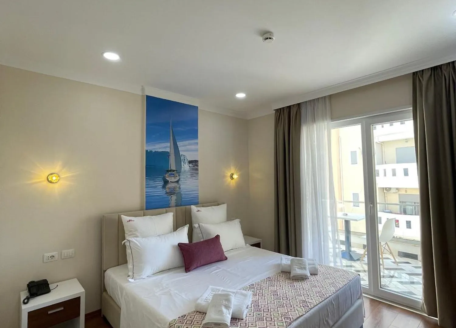 Hotel Britania Vlorë 4*,