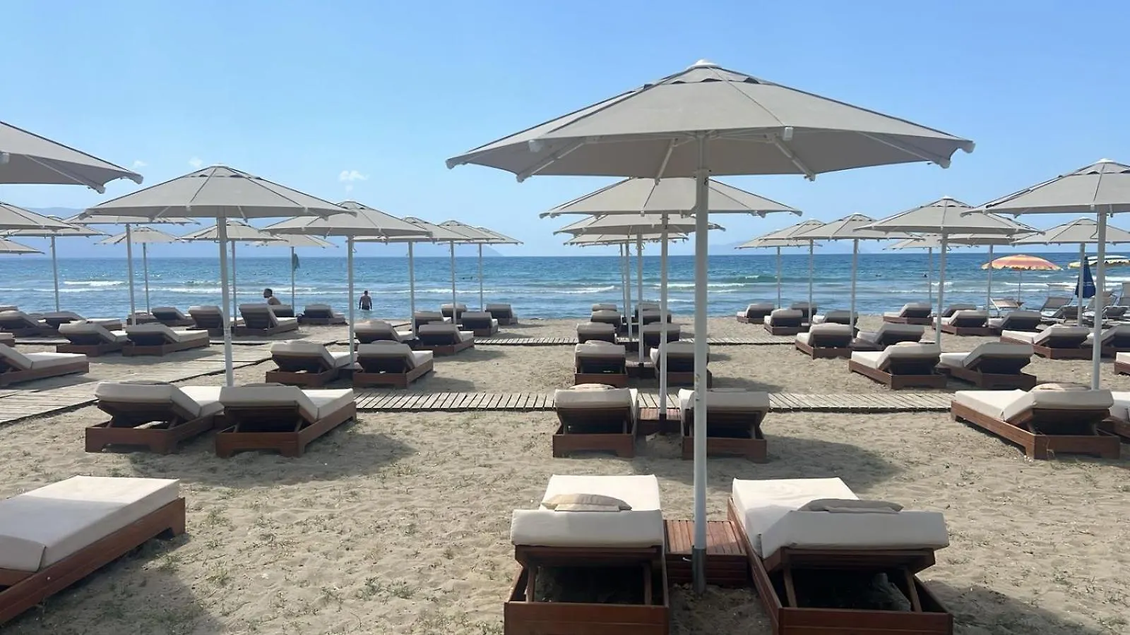 Hotel Britania Vlorë 4*,  Albania